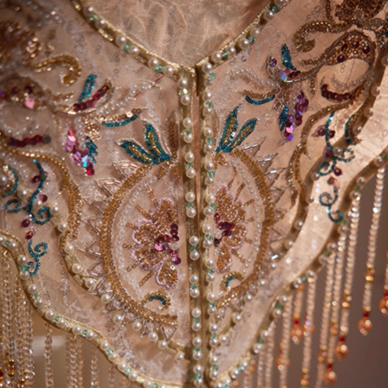 重手工制作超长流苏坎肩