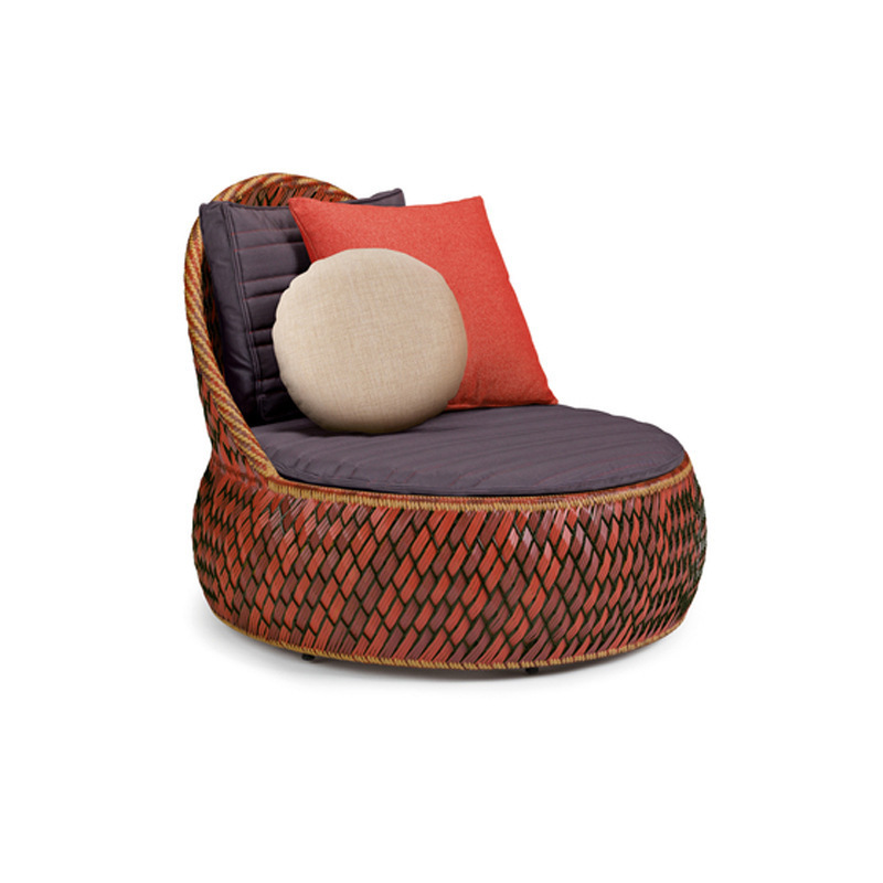 Exquisite Outdoor Lounge Chair