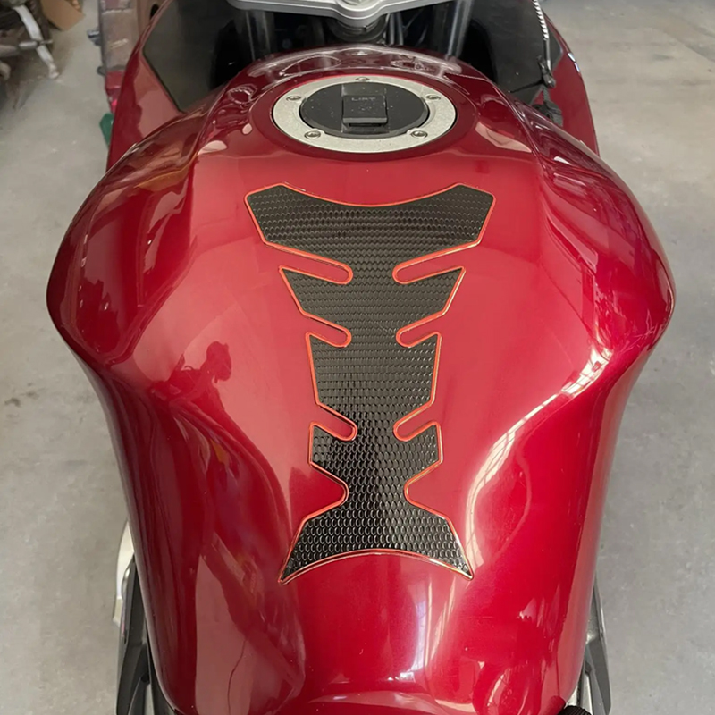 Universal 3D Motorcycle Fuel Tank Decorative Sticker - Dimensions: L 20cm x W 13.5cm