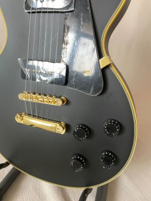 Yellow Logo And Wrapping Custom LP Electric Guitar Black Veneer P90 Pickup