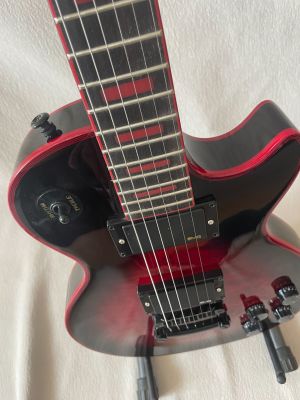 Custom LP Red Widow 2015 ElectricGuitar Black Accessories EMG Pickups