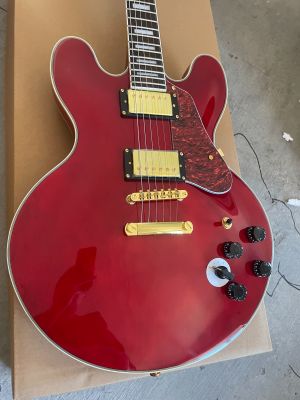 Classic No F-Hole 335 Jazz Half Hollow Electric Guitar Gold Hardware Accessories Red