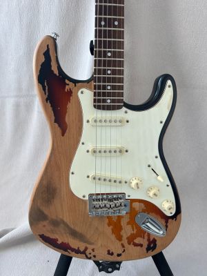 S-Style Relic Electric Guitar, 6 String Solid Body Aged Electric Guitar Vintage Worn Finish Chrome Hardware